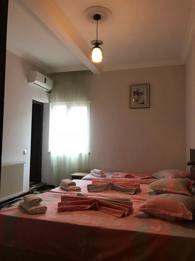 Holiday House บาทูมิ ภายนอก รูปภาพ